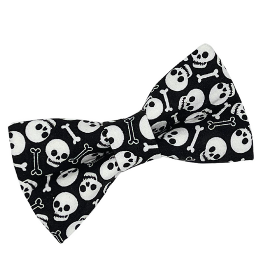 🎃Skulls & Bones - Bow Tie